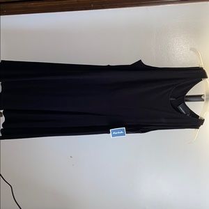 Cute black summer dress !